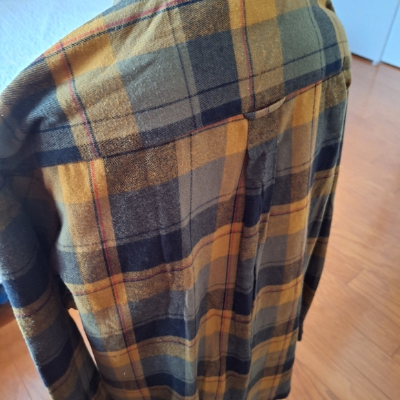 RED HEAD MENS FLANNEL - Picture 9 of 16